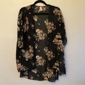 Black Floral Kimono